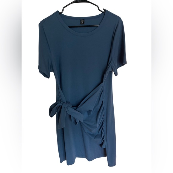 Blue tie dress - Picture 1 of 4